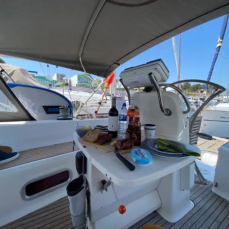 Ботель In A Boat - Algarve