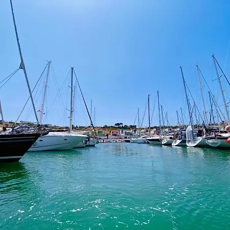 Ботель In A Boat - Algarve *